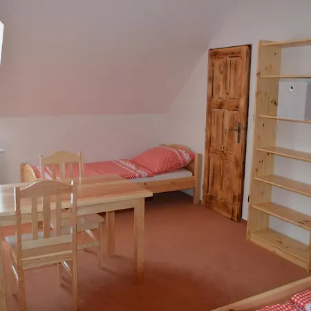 U Podkovare בית הארחה 3*