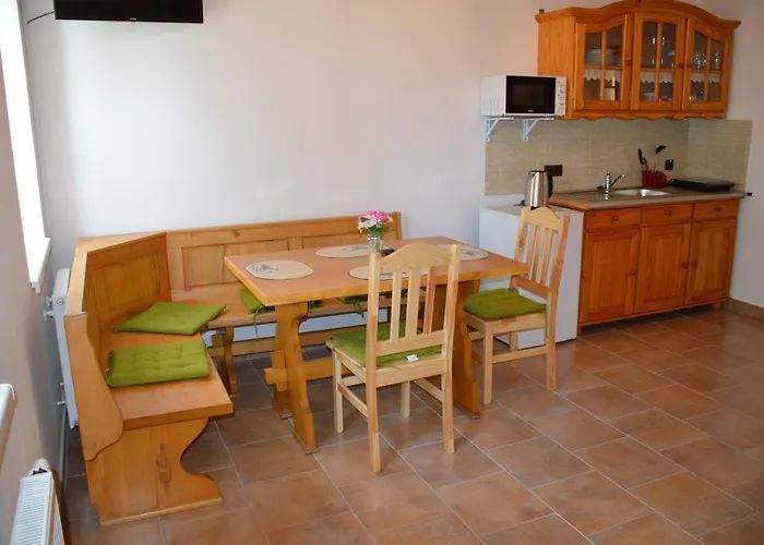 U Podkovare Pensionat 3*